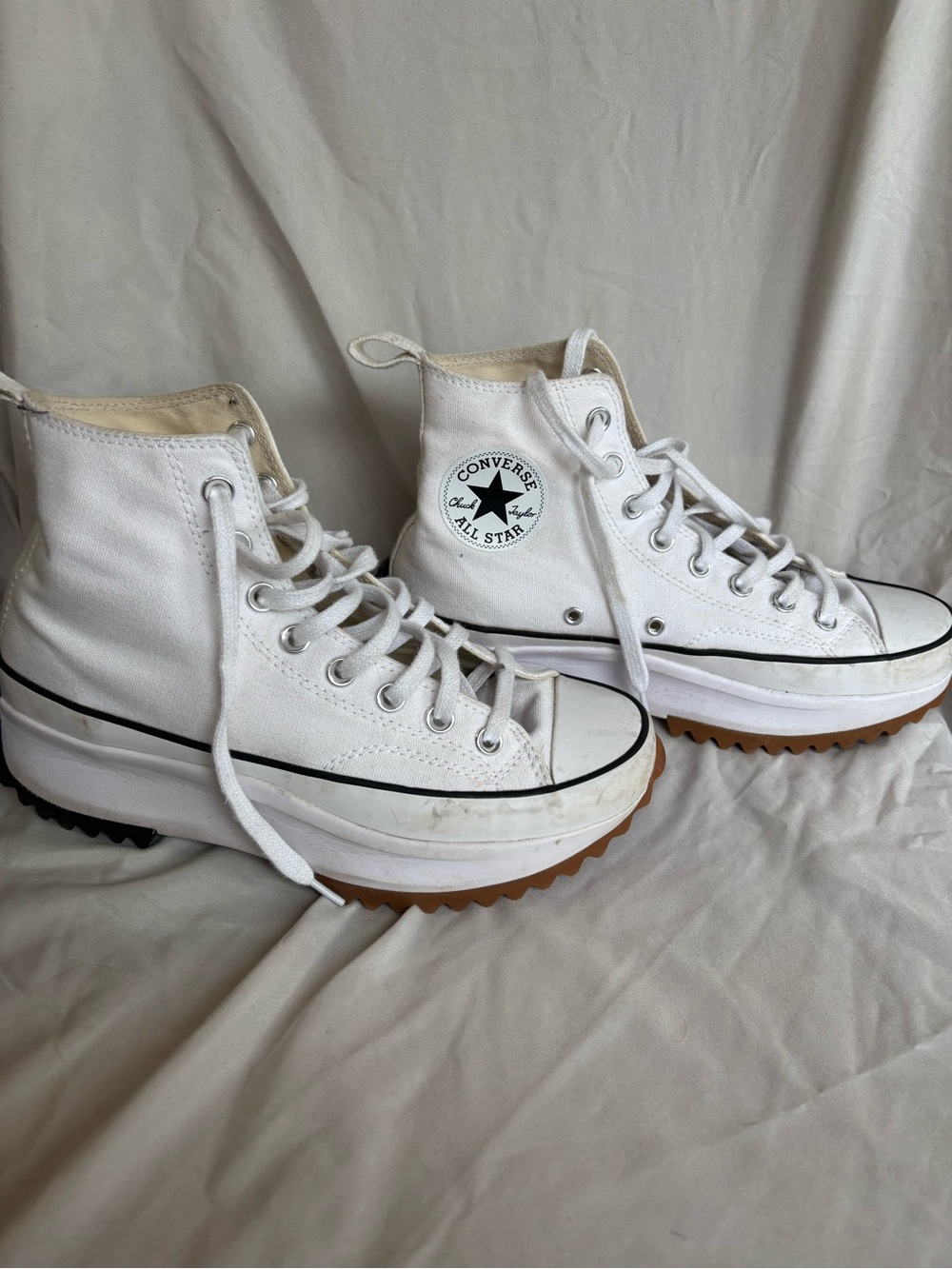 Converse White High-Top Platform Run Star Sneakers - Picture 3 of 3